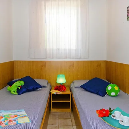 דירה Valbella Beach